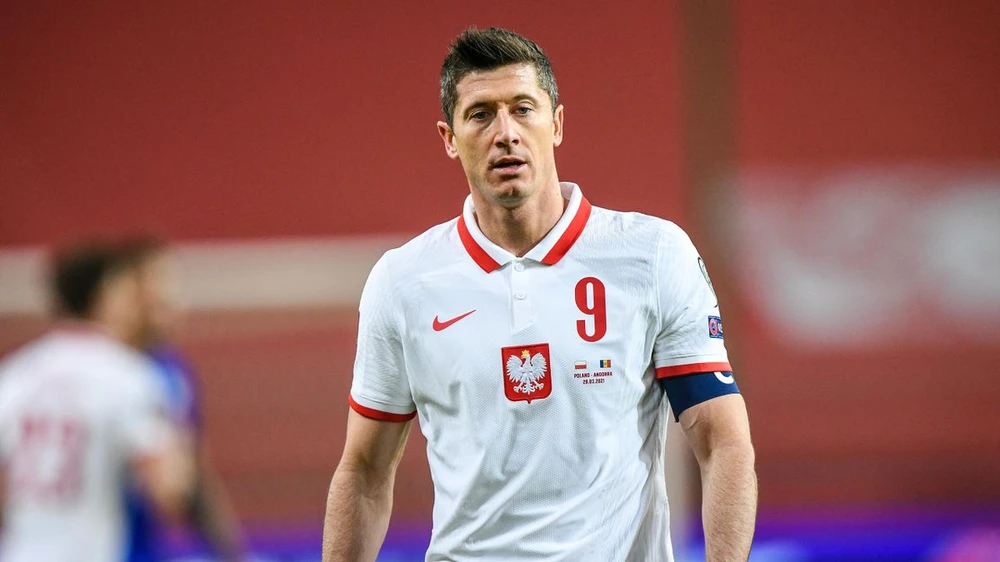 Robert Lewandowski Chuyển Đến Bayern Munich